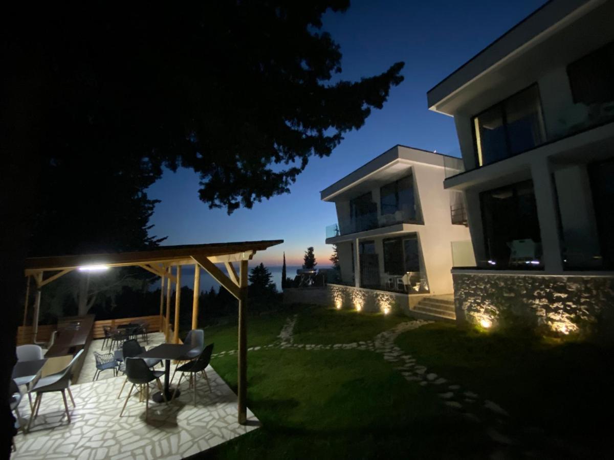 Summer Wine Boutique Hotel Dhërmi Exteriör bild