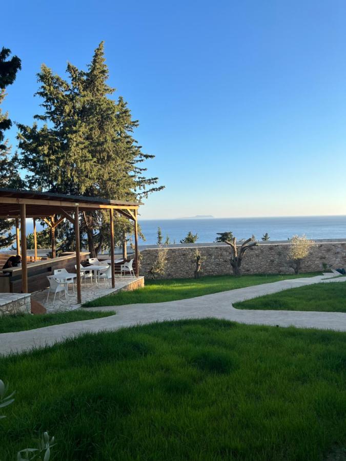 Summer Wine Boutique Hotel Dhërmi Exteriör bild
