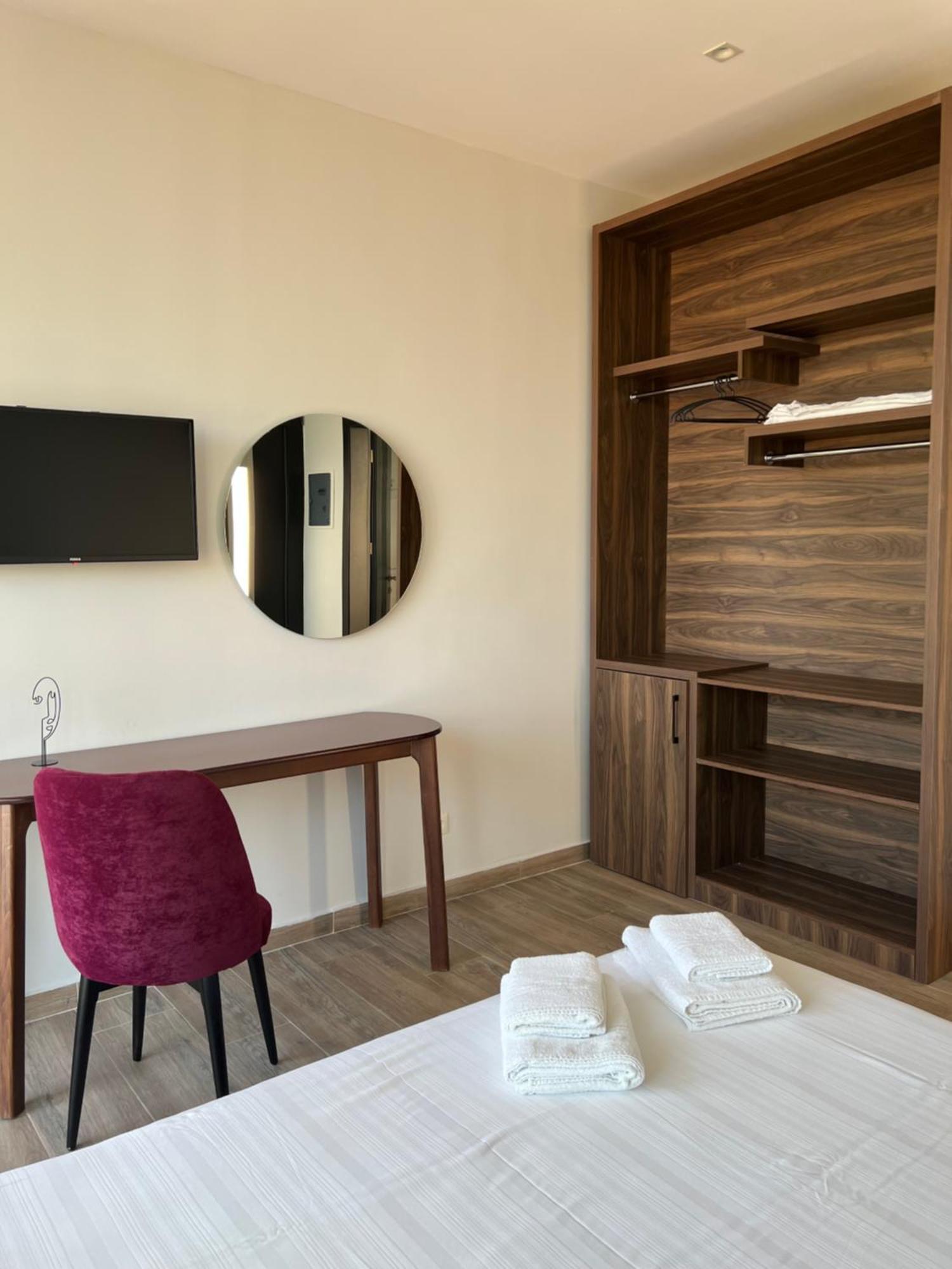 Summer Wine Boutique Hotel Dhërmi Exteriör bild