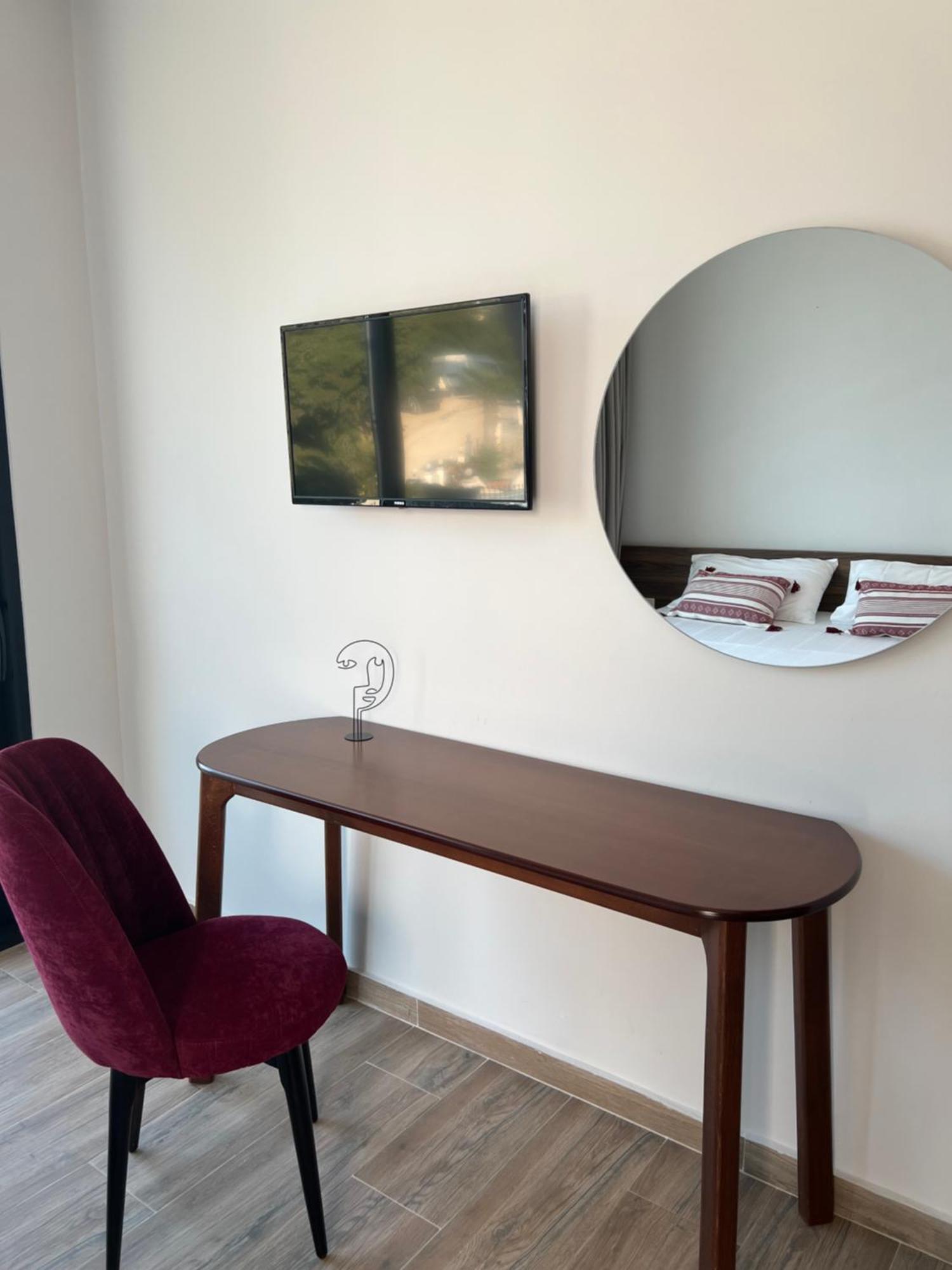 Summer Wine Boutique Hotel Dhërmi Exteriör bild